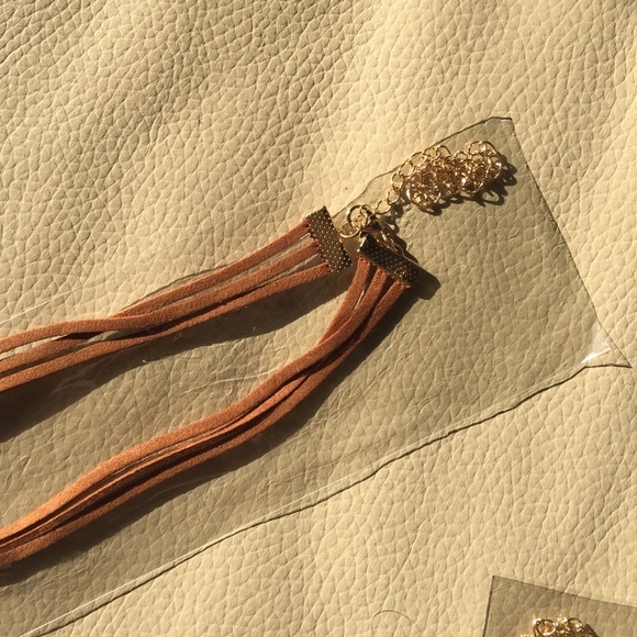 NWT Triple Layer Camel Soft Leather Suede Choker Blogger Favorite Boho Hippie - Picture 3 of 3